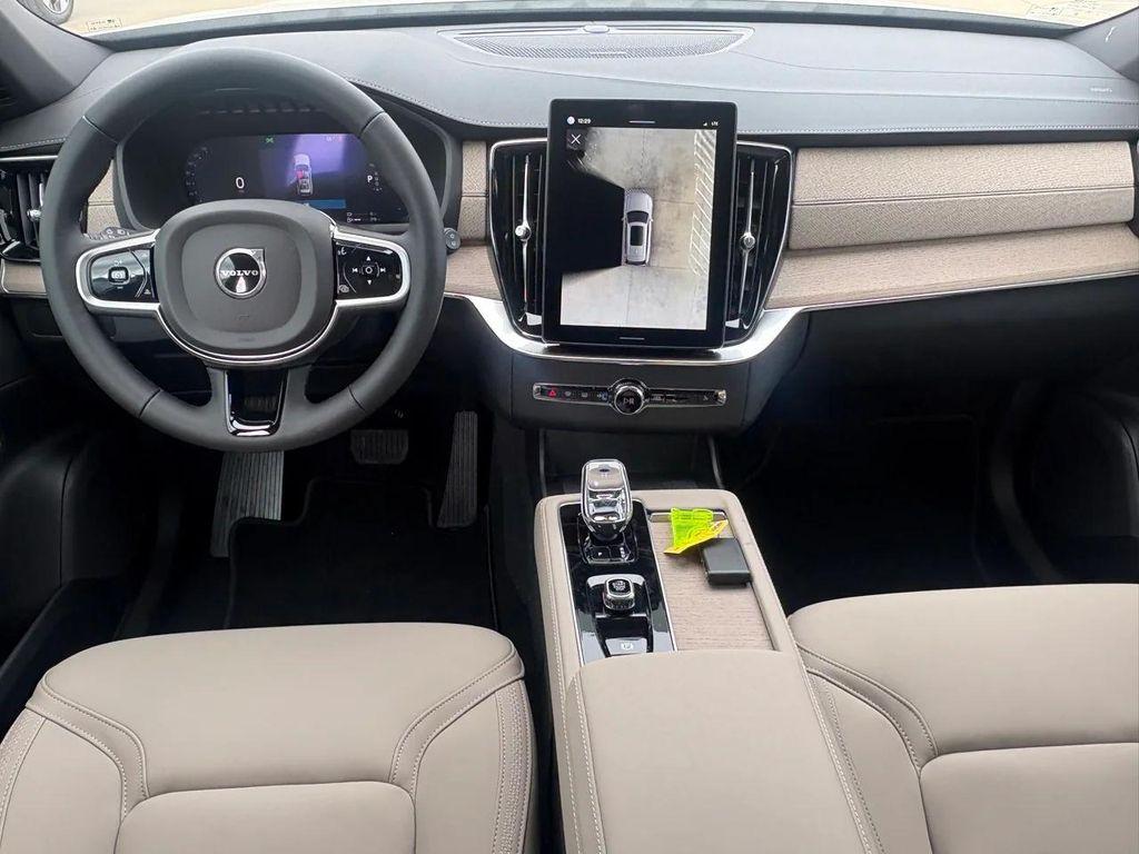 new 2026 Volvo XC90 Plug-In Hybrid car, priced at $81,875