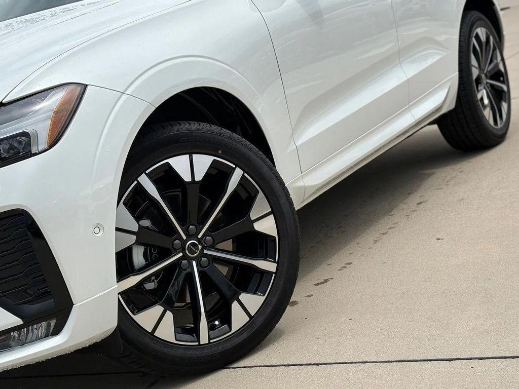new 2026 Volvo XC60 car, priced at $55,485