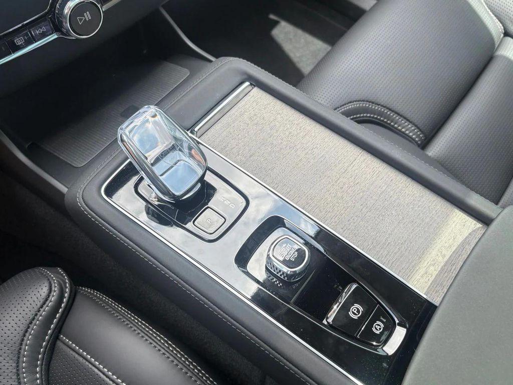 new 2026 Volvo XC90 car, priced at $85,200