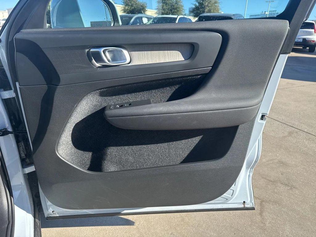 used 2025 Volvo XC40 car, priced at $31,500