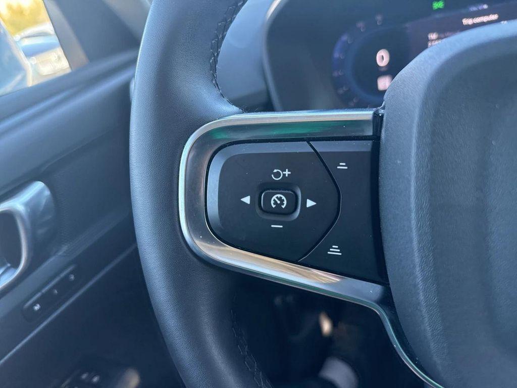 used 2025 Volvo XC40 car, priced at $31,500