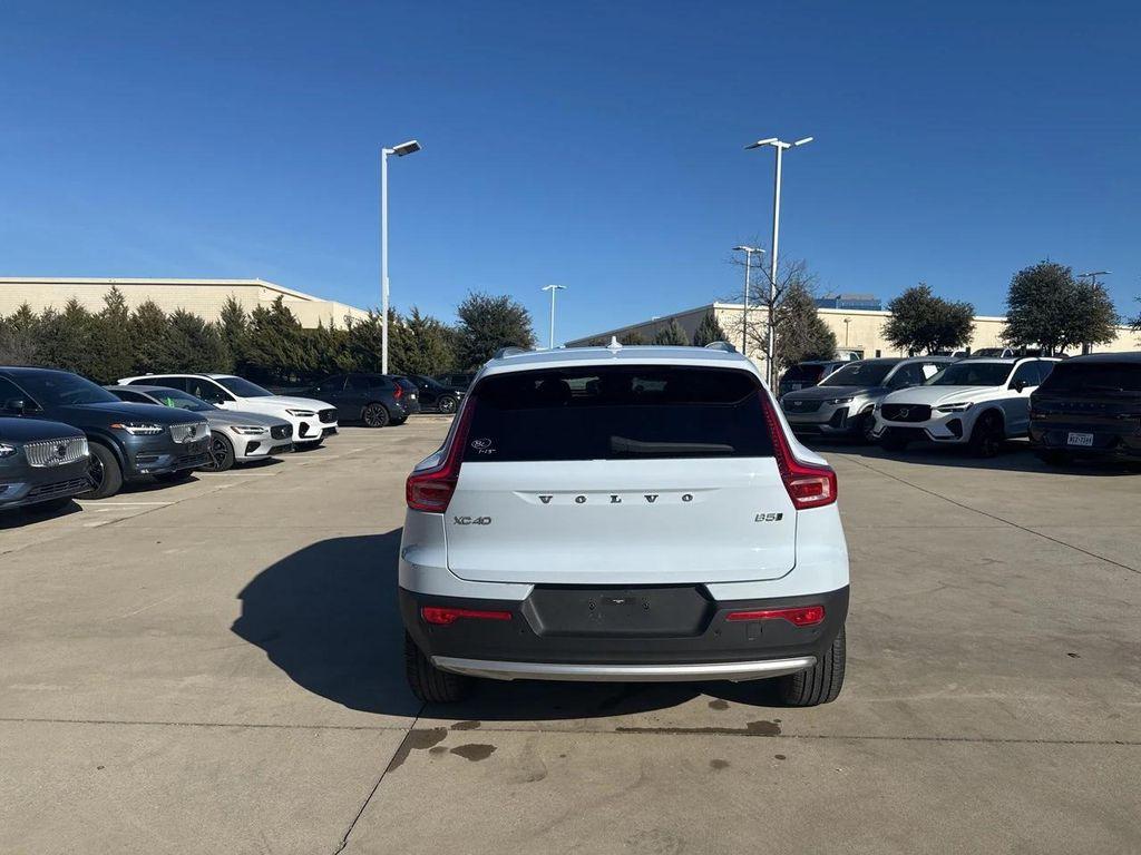 used 2025 Volvo XC40 car, priced at $31,500