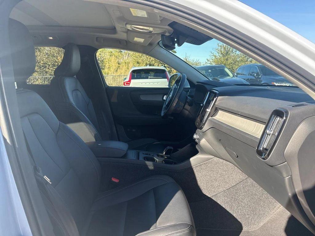 used 2025 Volvo XC40 car, priced at $31,500