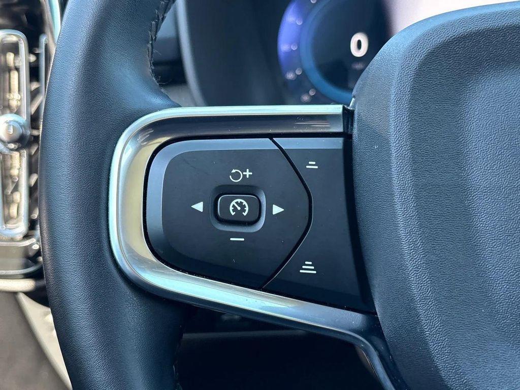 used 2025 Volvo XC40 car, priced at $31,500