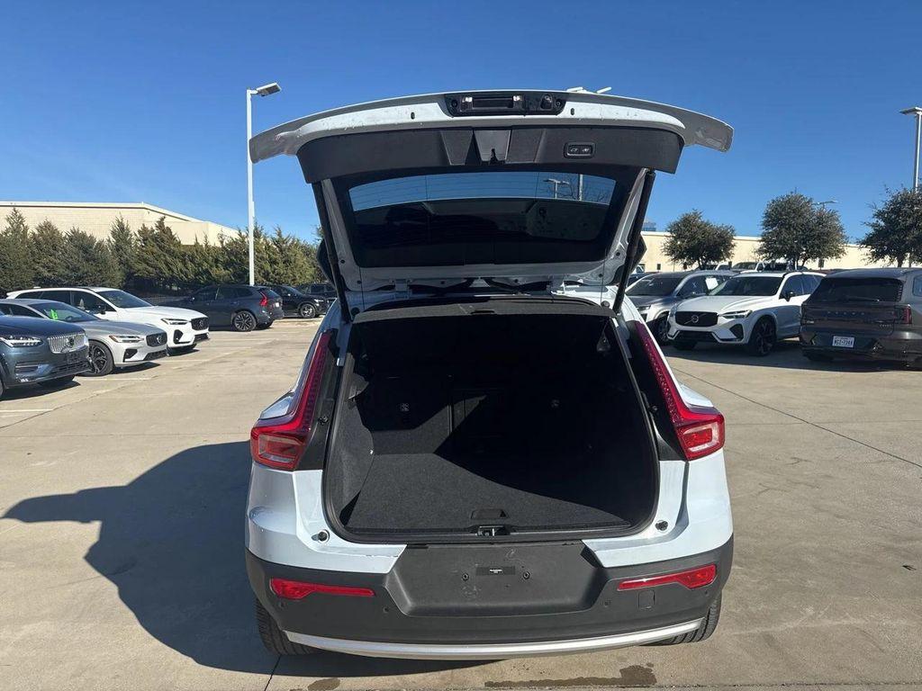 used 2025 Volvo XC40 car, priced at $31,500