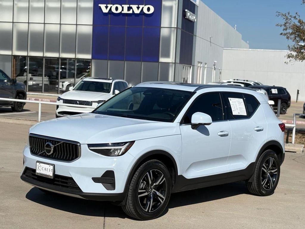 used 2025 Volvo XC40 car, priced at $31,500