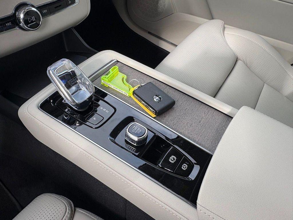 new 2026 Volvo XC90 car, priced at $72,155