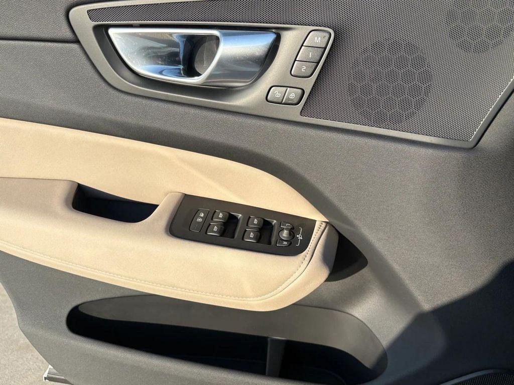 new 2026 Volvo XC60 Plug-In Hybrid car, priced at $69,405