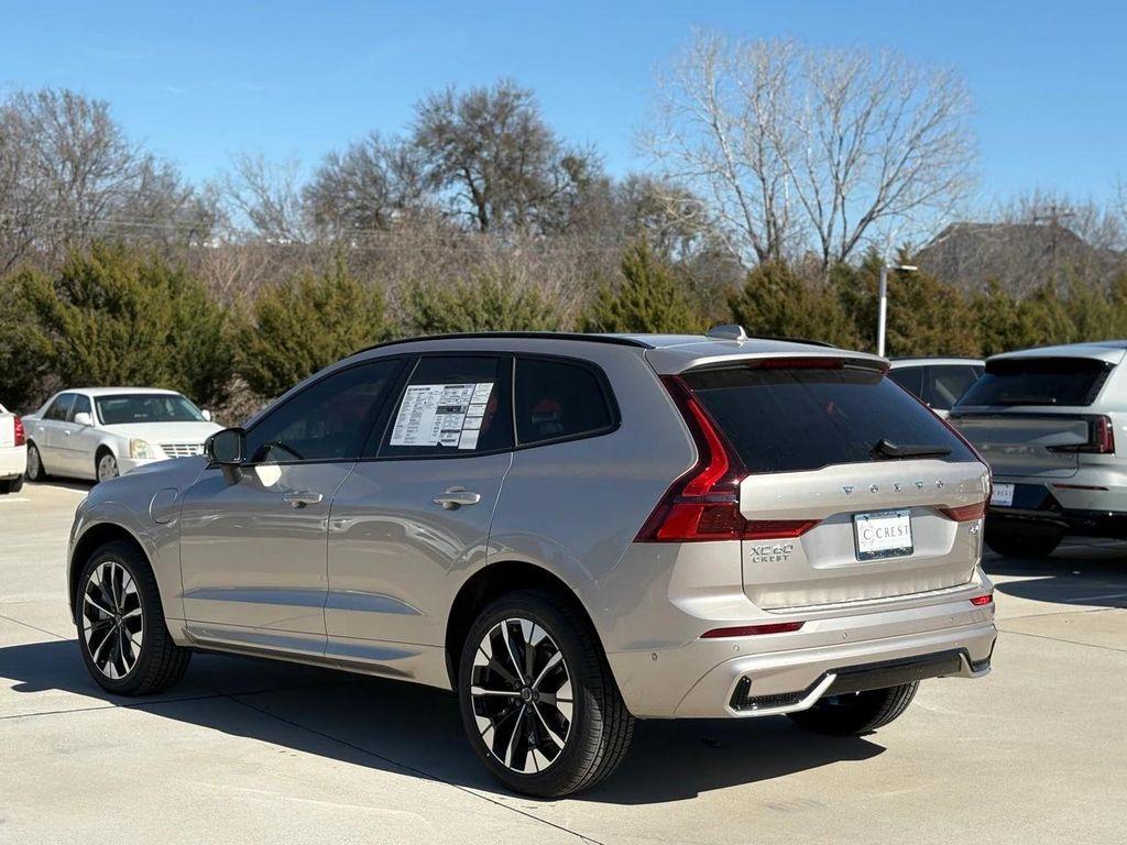 new 2026 Volvo XC60 Plug-In Hybrid car, priced at $69,405