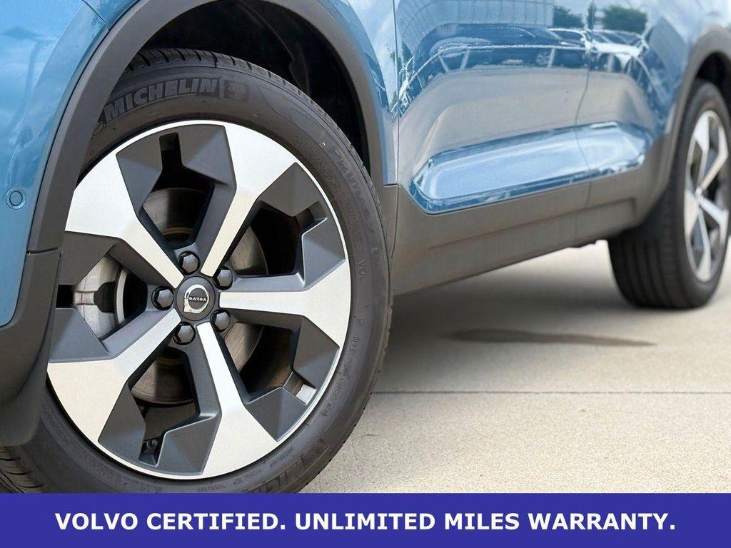 used 2025 Volvo XC40 car, priced at $31,500