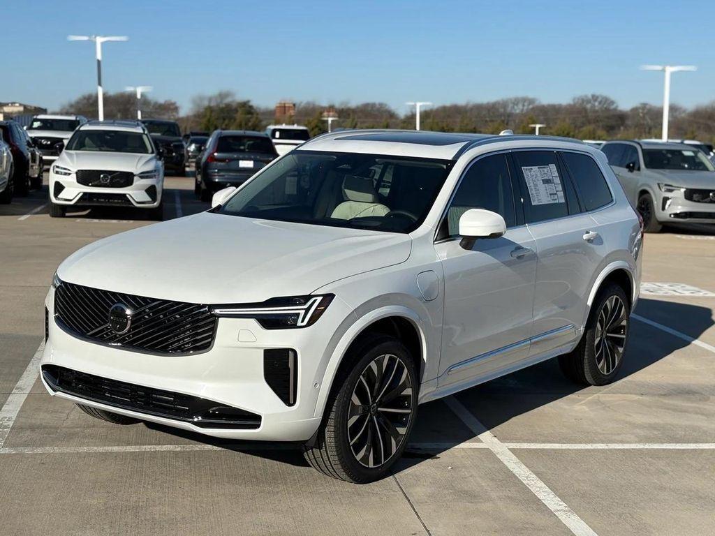 new 2026 Volvo XC90 Plug-In Hybrid car, priced at $85,745