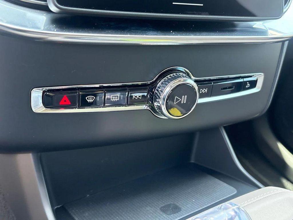 new 2026 Volvo XC90 Plug-In Hybrid car, priced at $85,745