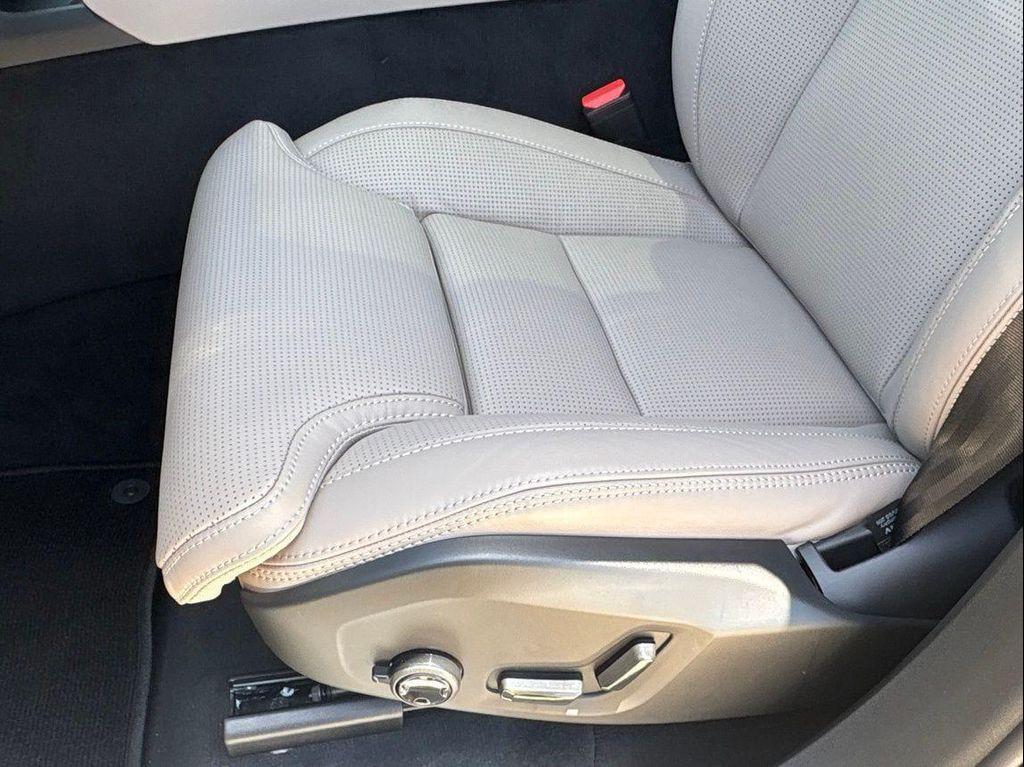 new 2026 Volvo XC90 Plug-In Hybrid car, priced at $85,745