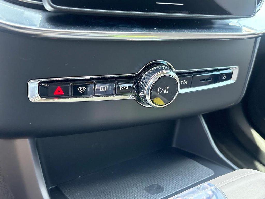 new 2026 Volvo XC90 Plug-In Hybrid car, priced at $85,745