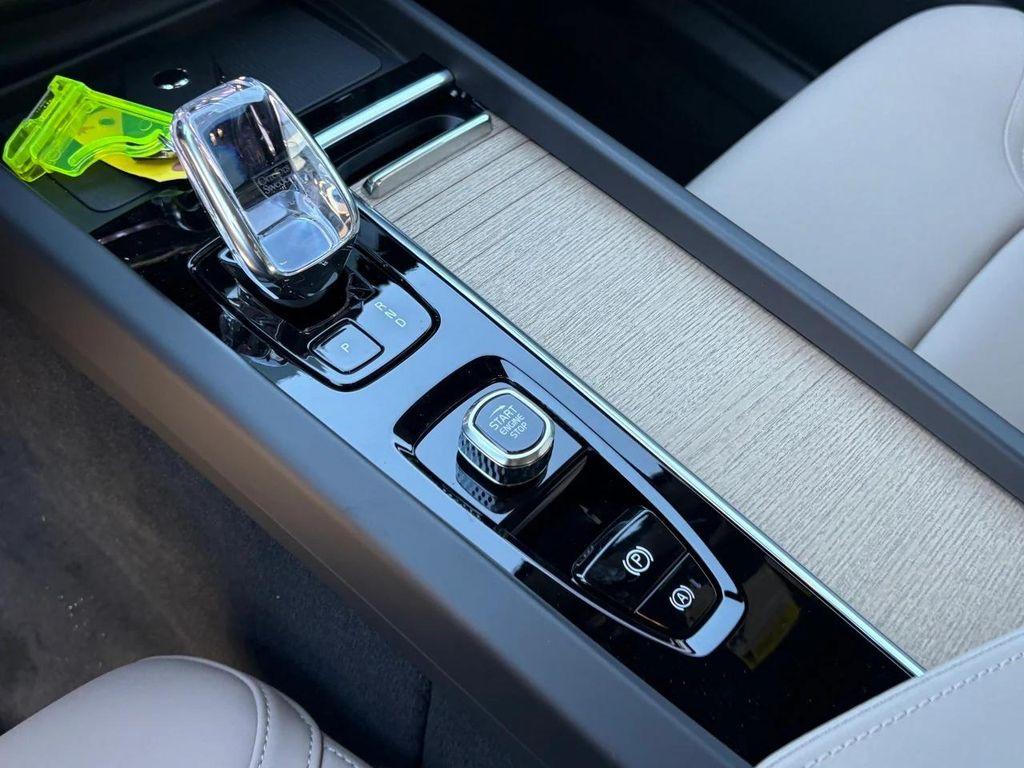 new 2026 Volvo XC60 Plug-In Hybrid car, priced at $69,285