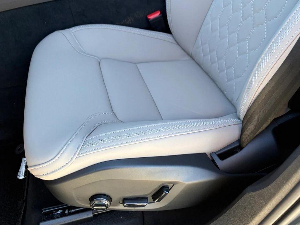 new 2026 Volvo XC60 Plug-In Hybrid car, priced at $69,285