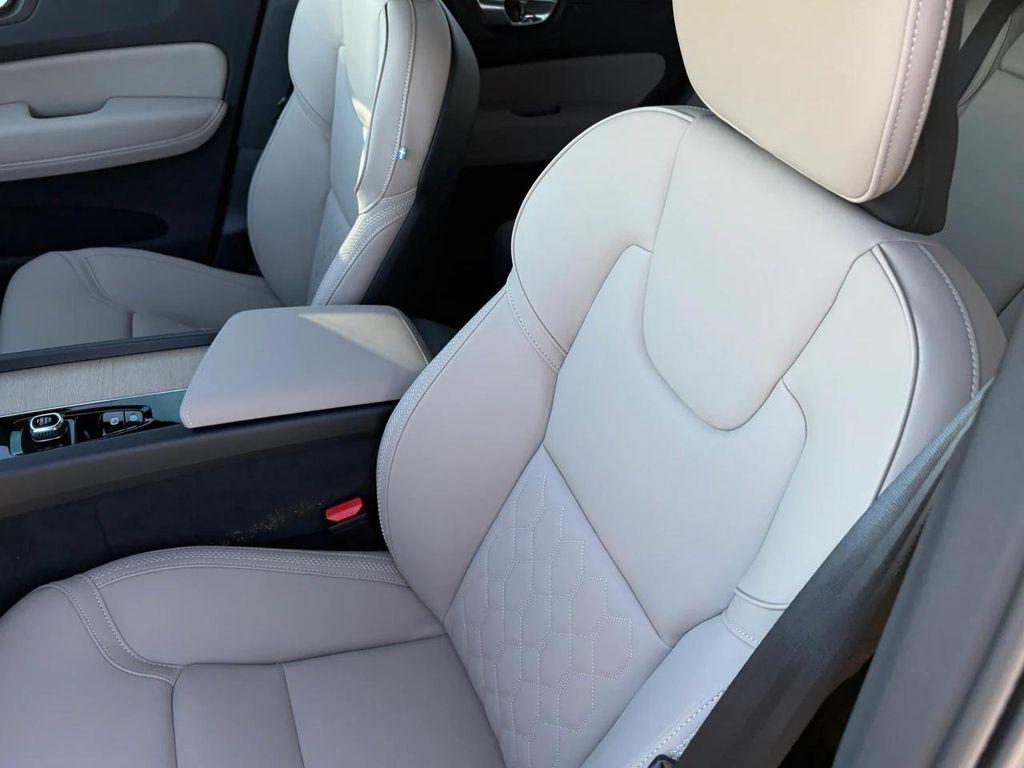 new 2026 Volvo XC60 Plug-In Hybrid car, priced at $69,285