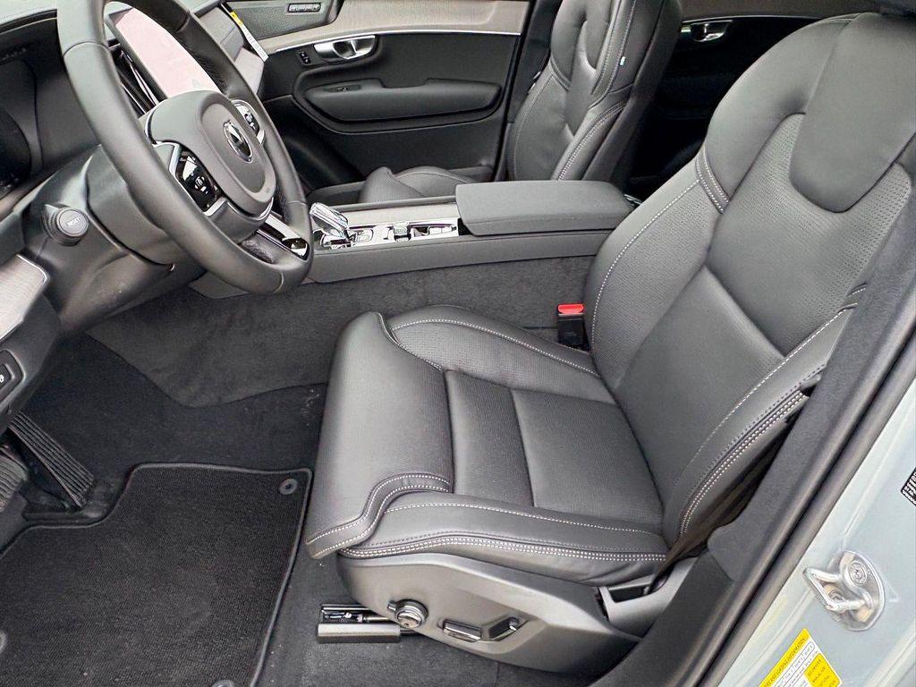 new 2026 Volvo XC90 Plug-In Hybrid car, priced at $87,495
