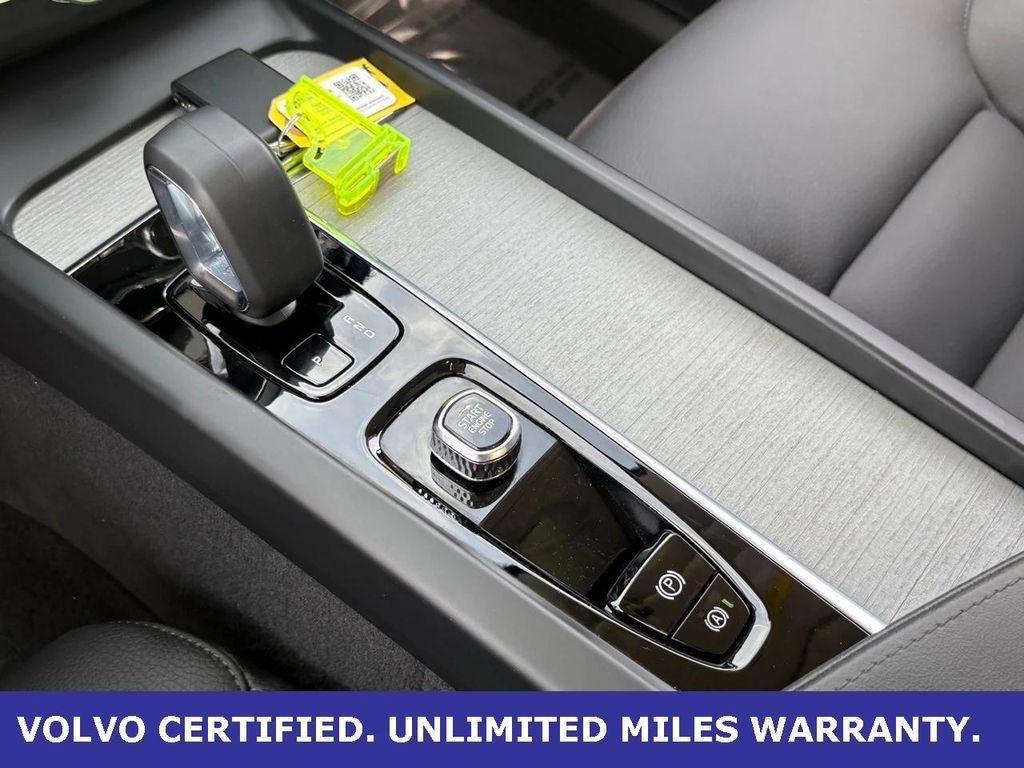used 2025 Volvo XC60 car, priced at $37,498