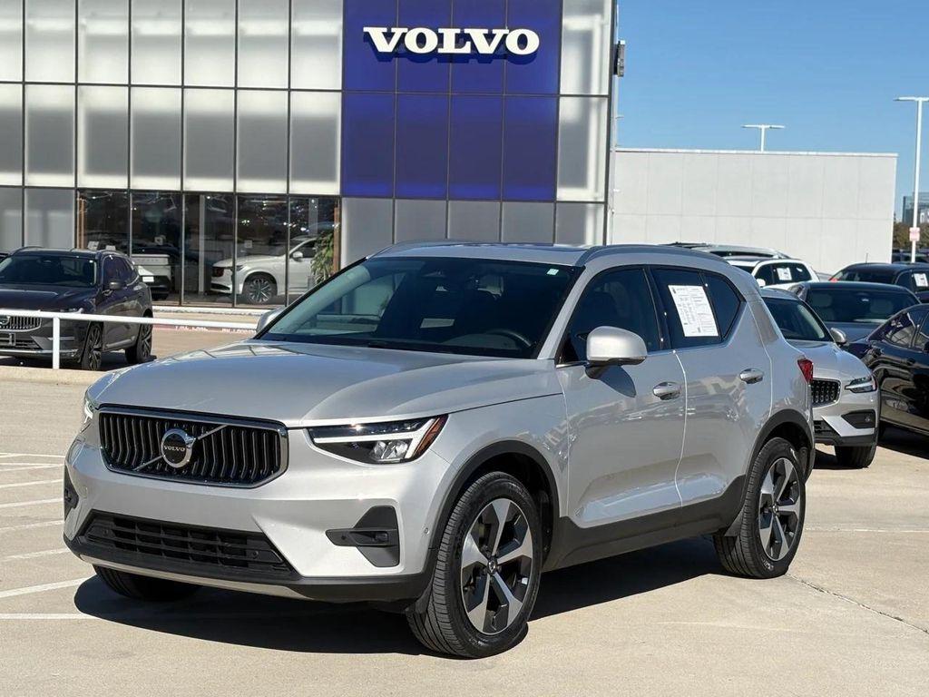 used 2025 Volvo XC40 car, priced at $32,800