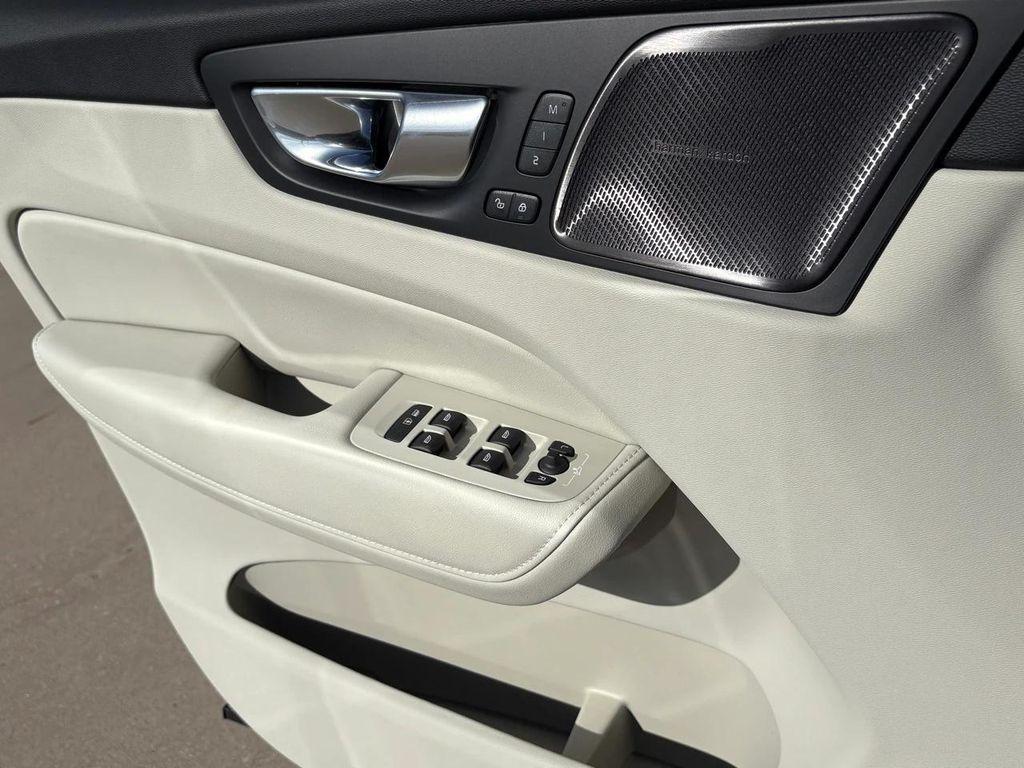 new 2026 Volvo XC60 Plug-In Hybrid car, priced at $77,410