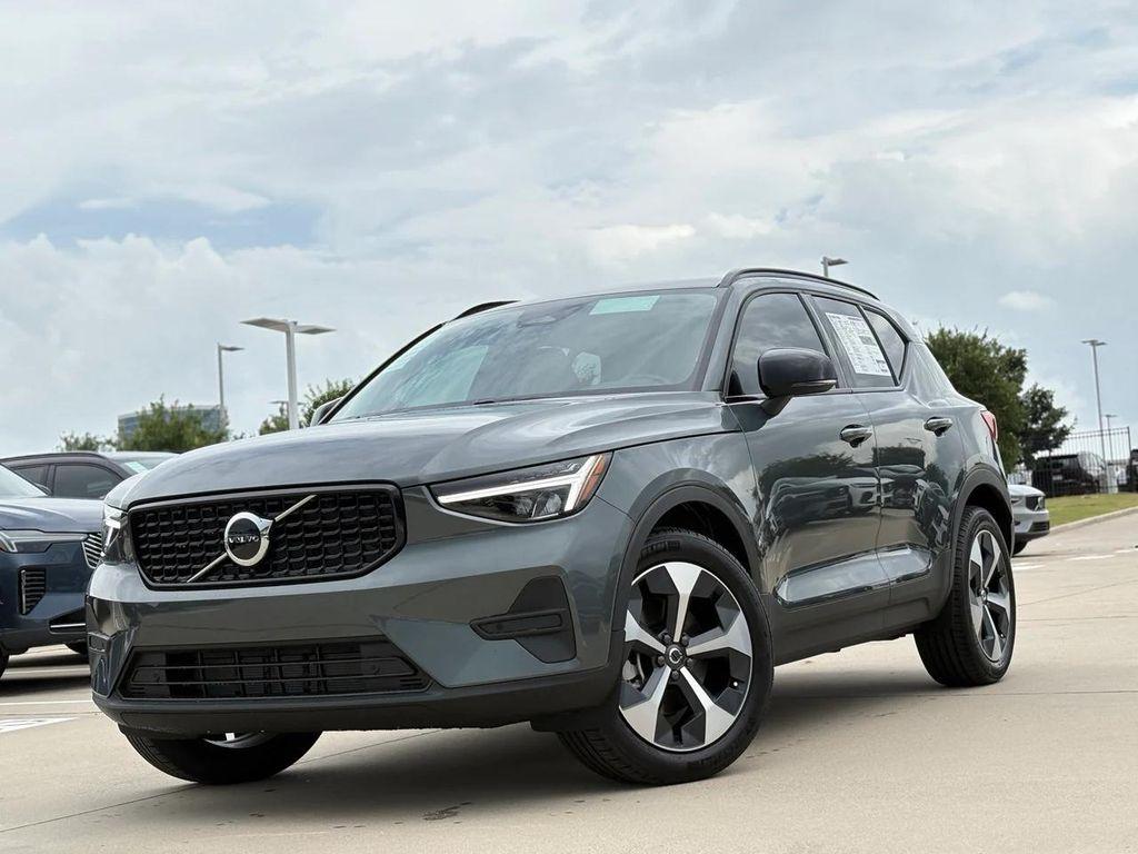 new 2026 Volvo XC40 car, priced at $48,000