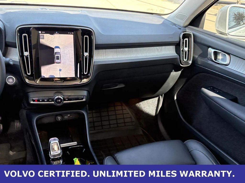 used 2025 Volvo XC40 car, priced at $32,450