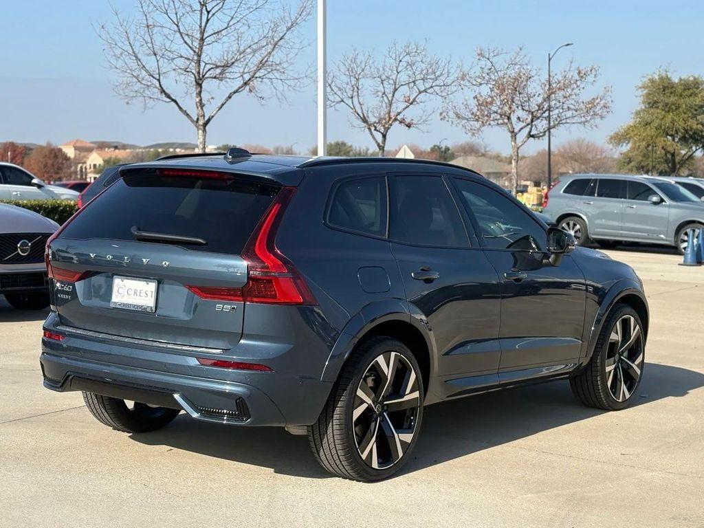new 2026 Volvo XC60 car, priced at $71,045