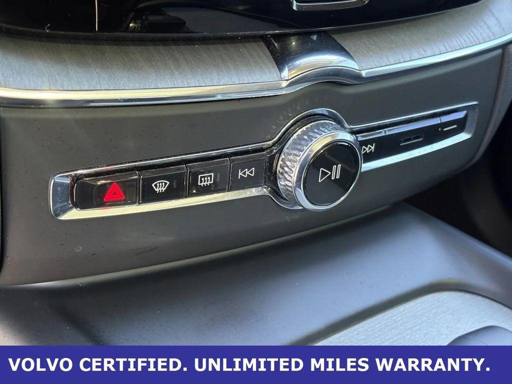 used 2025 Volvo XC60 car, priced at $36,200