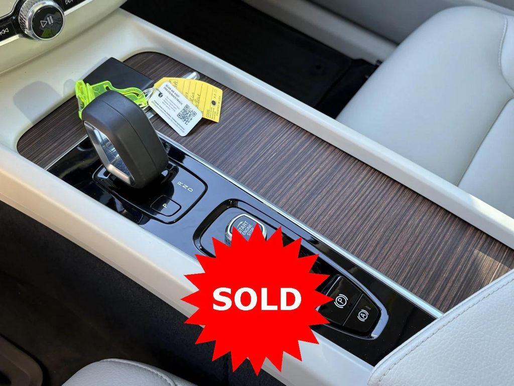 used 2022 Volvo XC60 car, priced at $27,777