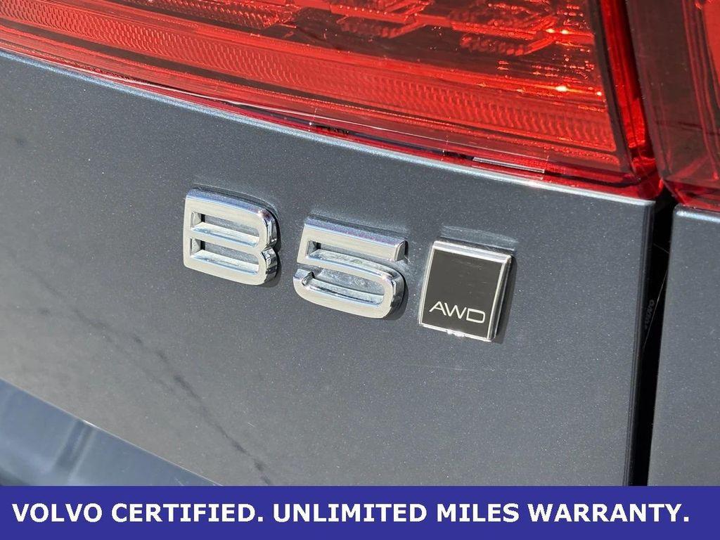 used 2022 Volvo XC60 car, priced at $26,500