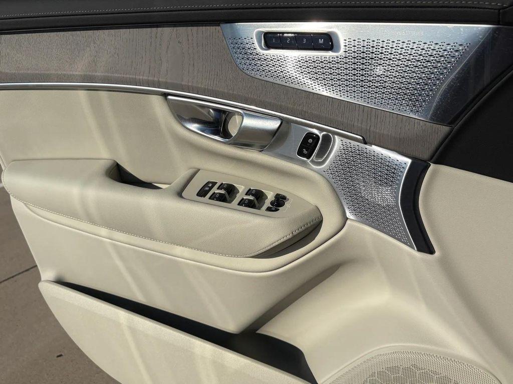 new 2026 Volvo XC90 car, priced at $85,500