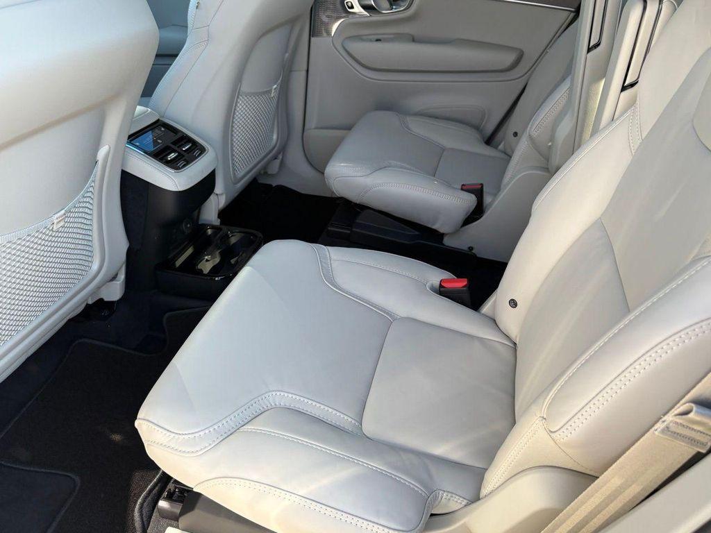 new 2026 Volvo XC90 car, priced at $80,570