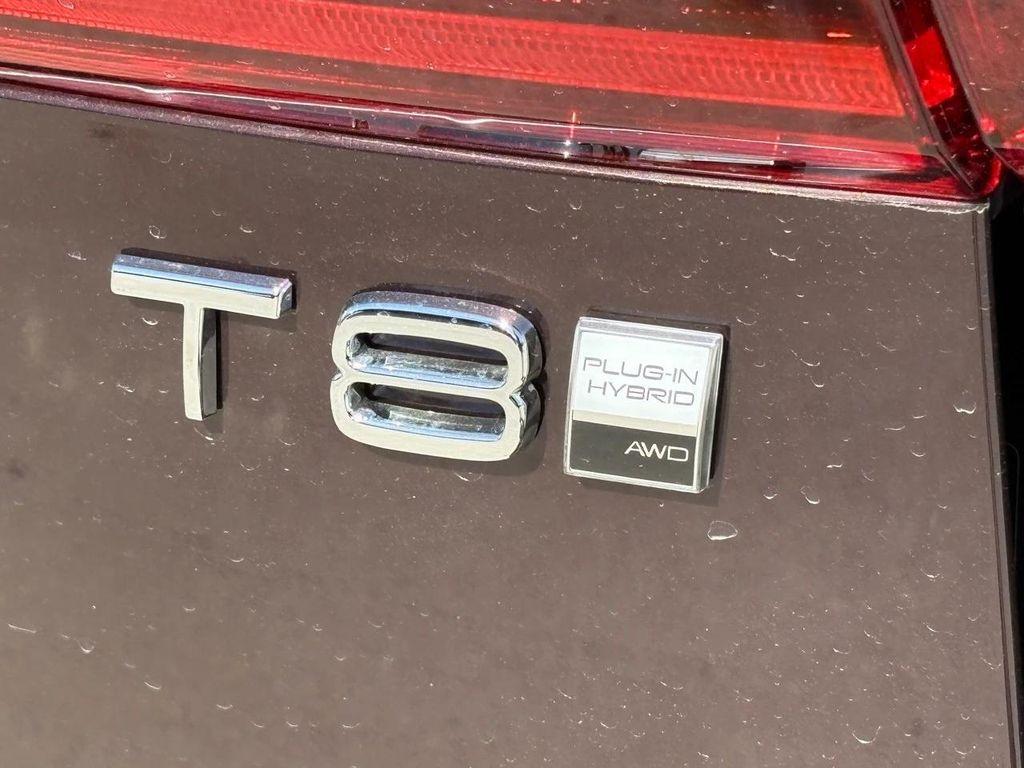 new 2026 Volvo XC60 Plug-In Hybrid car, priced at $78,280