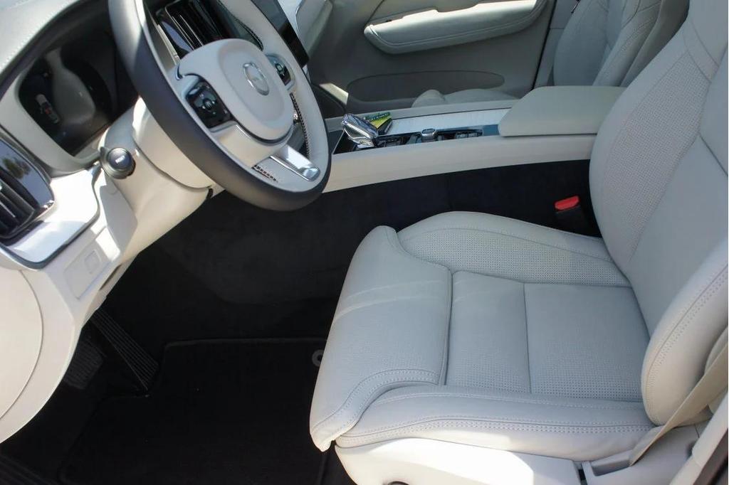 new 2026 Volvo XC60 car, priced at $66,110