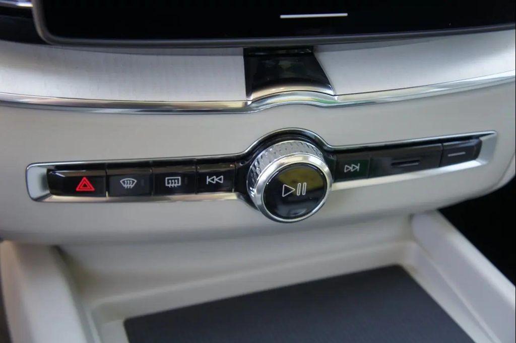 new 2026 Volvo XC60 car, priced at $66,110