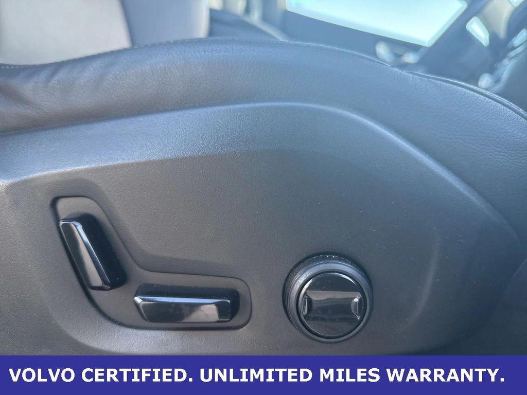 used 2025 Volvo XC60 car, priced at $35,800