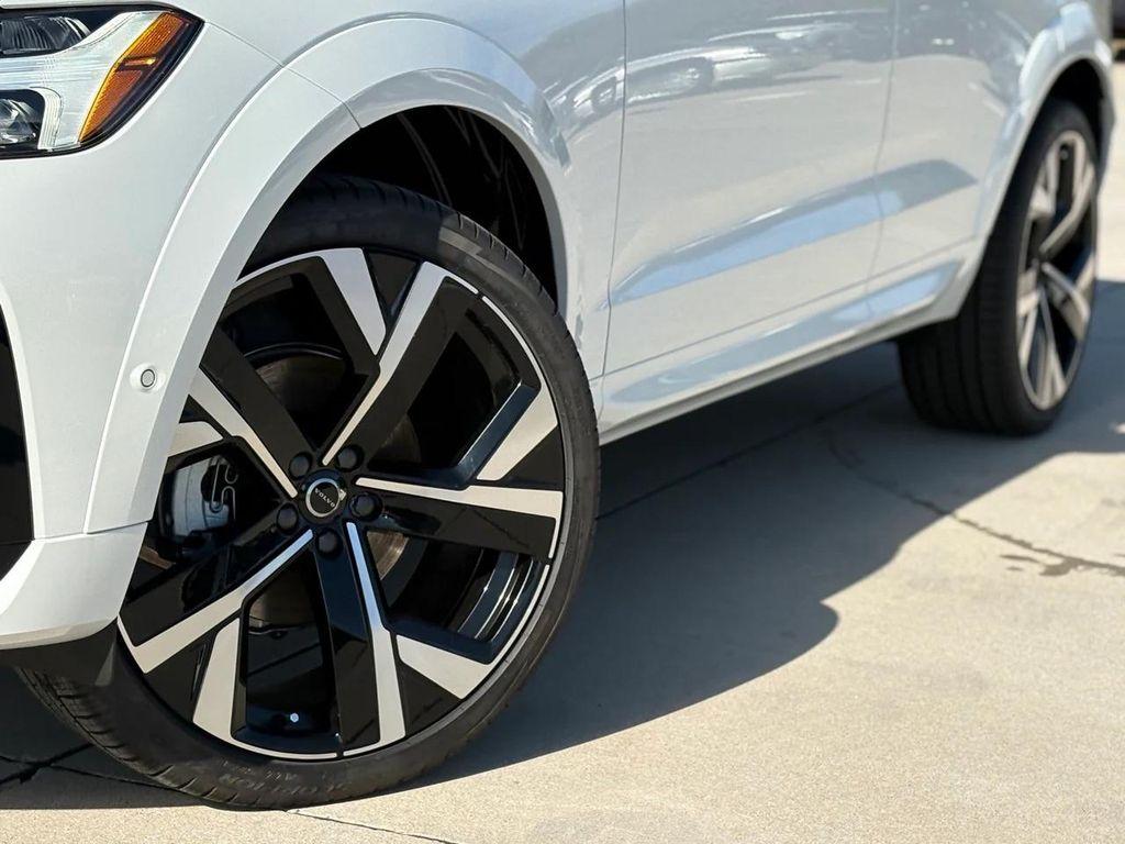 new 2026 Volvo XC60 car, priced at $64,385