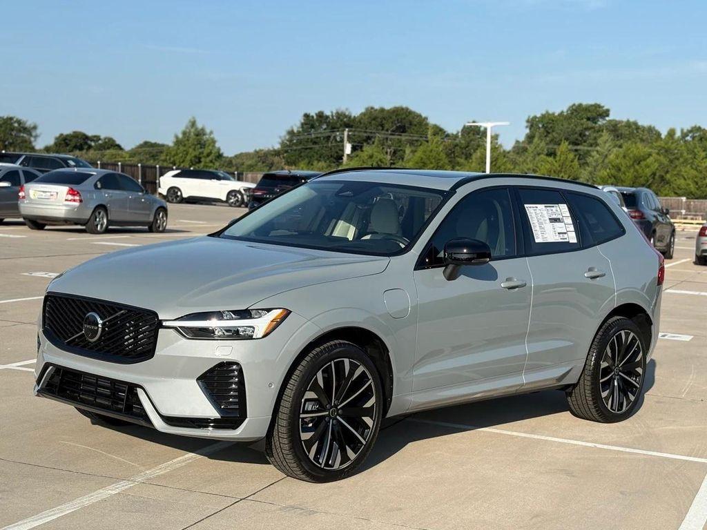 new 2026 Volvo XC60 Plug-In Hybrid car, priced at $75,235