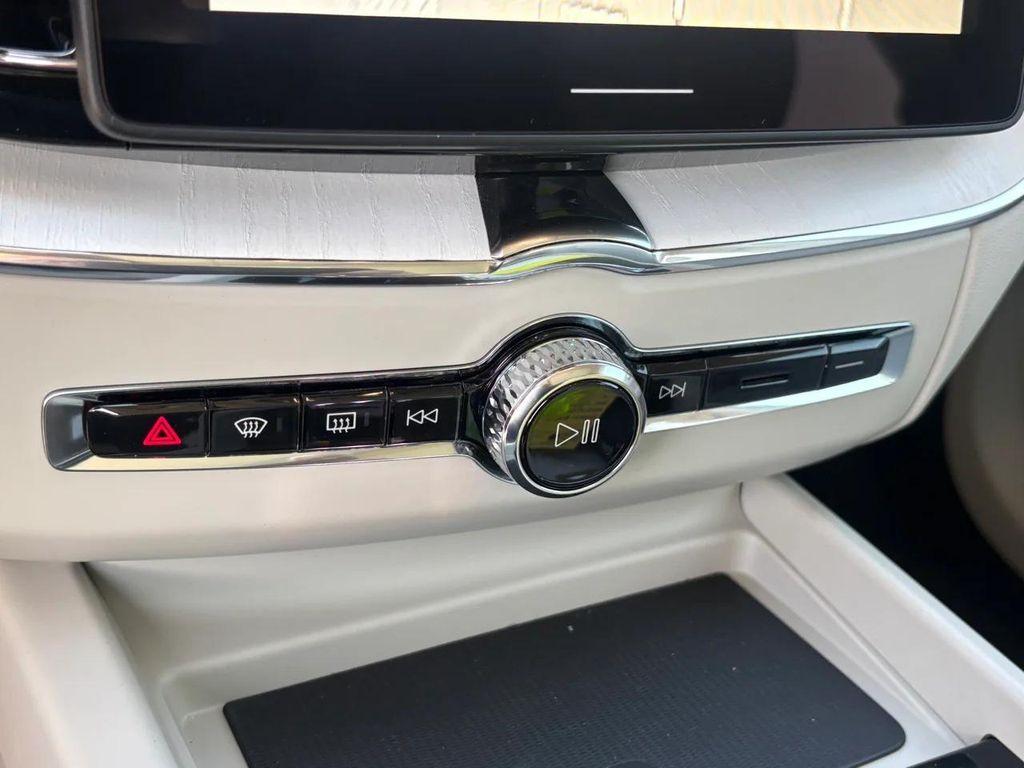 new 2026 Volvo XC60 Plug-In Hybrid car, priced at $75,235