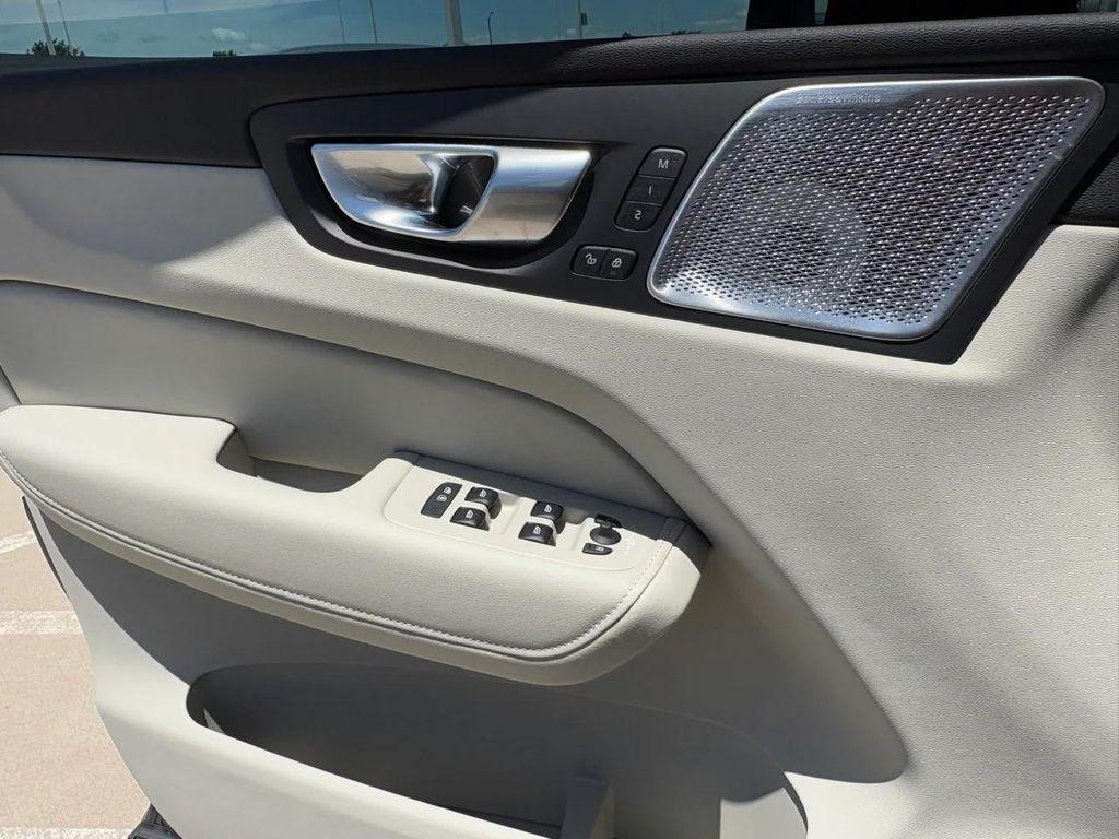 new 2026 Volvo XC60 Plug-In Hybrid car, priced at $80,310