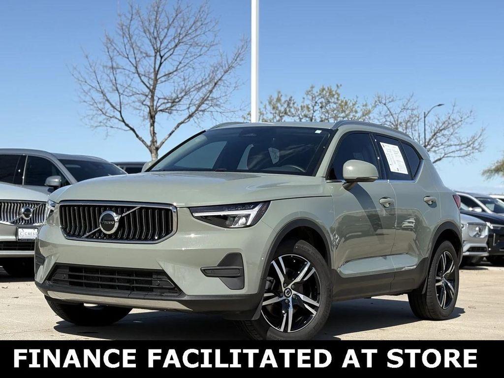 used 2025 Volvo XC40 car, priced at $31,998