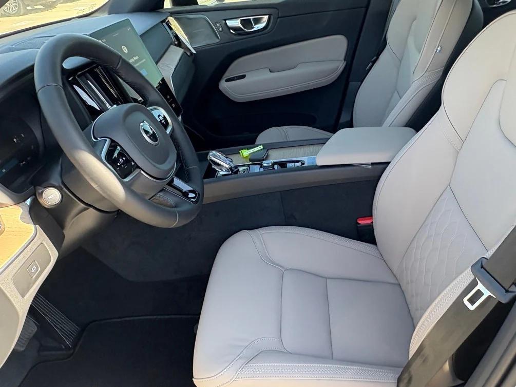 new 2026 Volvo XC60 car, priced at $58,785