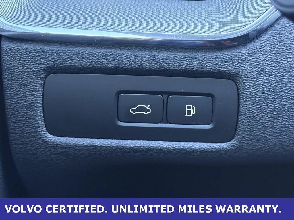 used 2023 Volvo XC60 Recharge Plug-In Hybrid car, priced at $53,900