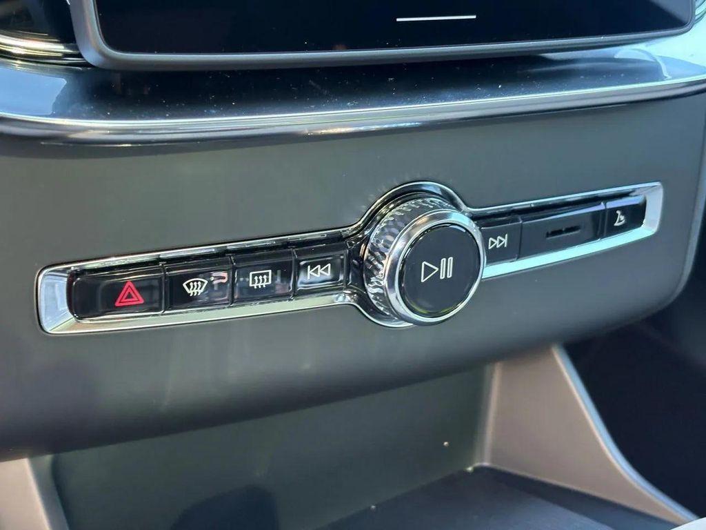 new 2026 Volvo XC90 car, priced at $73,125