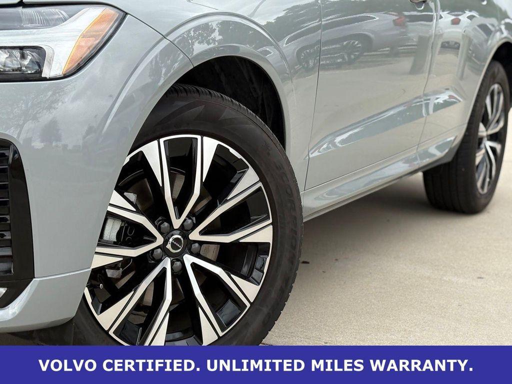 used 2025 Volvo XC60 car, priced at $35,998