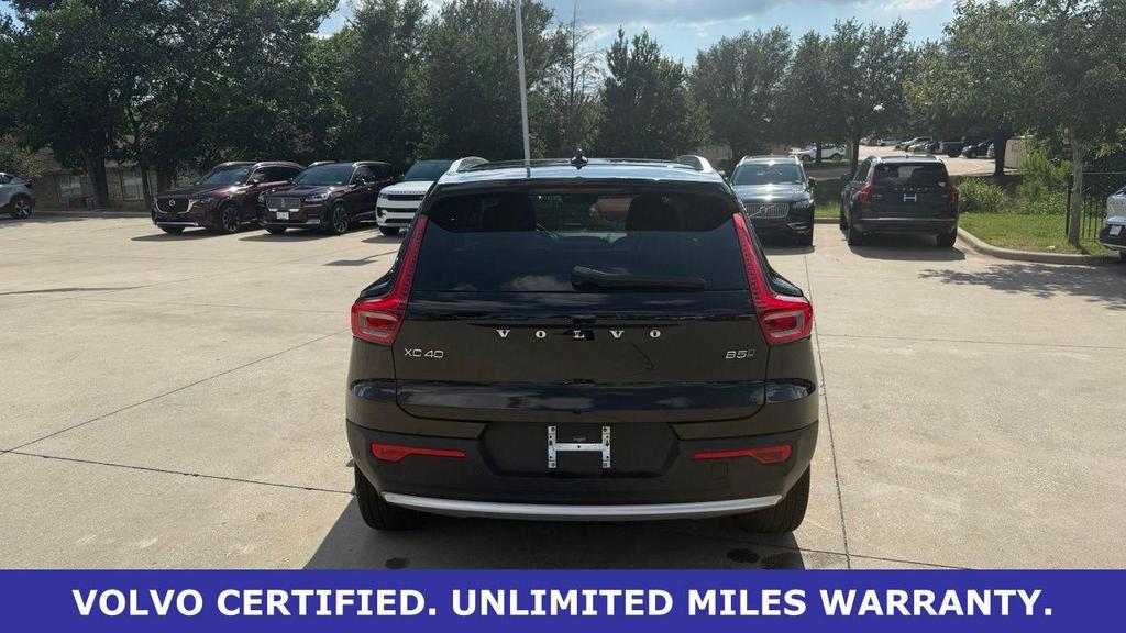 used 2025 Volvo XC40 car, priced at $29,800