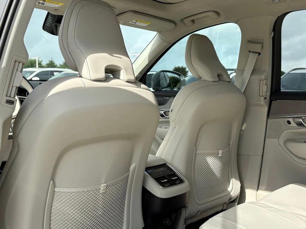new 2026 Volvo XC90 car, priced at $73,520