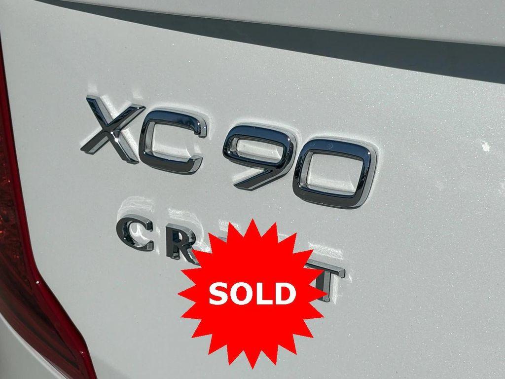 used 2024 Volvo XC90 Recharge Plug-In Hybrid car, priced at $47,777