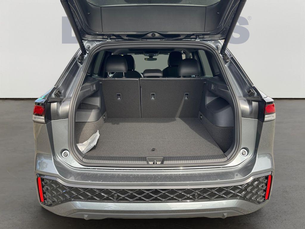 new 2025 Volkswagen Tiguan car, priced at $32,784